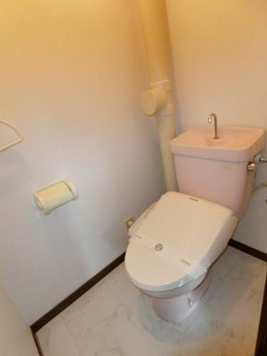 福岡市西区周船寺３丁目の賃貸マンションのトイレ|物件の画像8