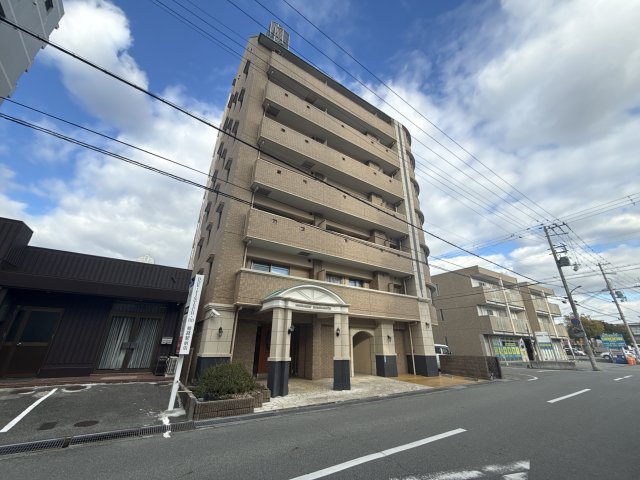サクラメント駅南大路の外観