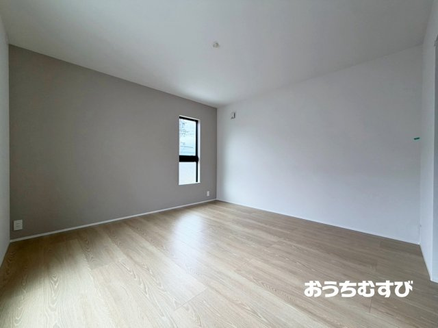 春日井市東野町7期(全3棟)の洋室