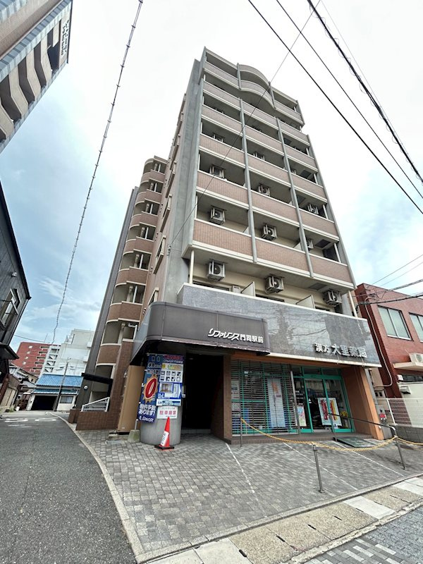 リファレンス門司駅前