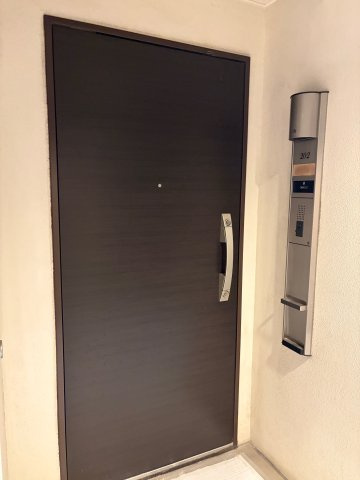 プロスペクト森下の玄関