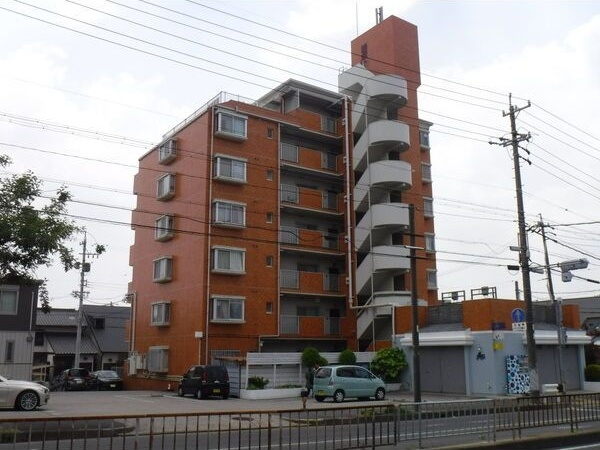 徳重セントラルビルの外観