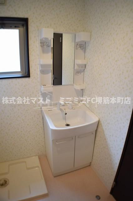 大阪市中央区南久宝寺町１丁目の賃貸マンションの洗面所