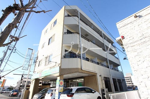 四季の里高蔵寺館の外観