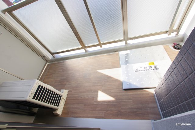 エスリード京橋　仲介手数料無料のバルコニー
