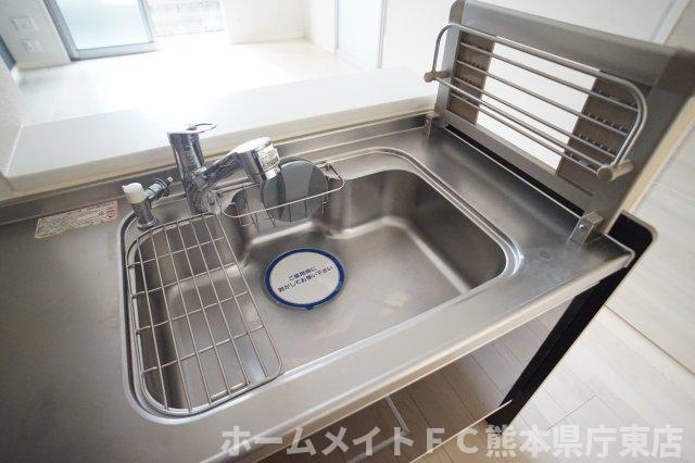 熊本市中央区帯山２丁目のアパートのキッチン