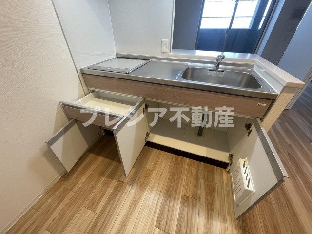 セレニテ甲子園プリエのキッチン