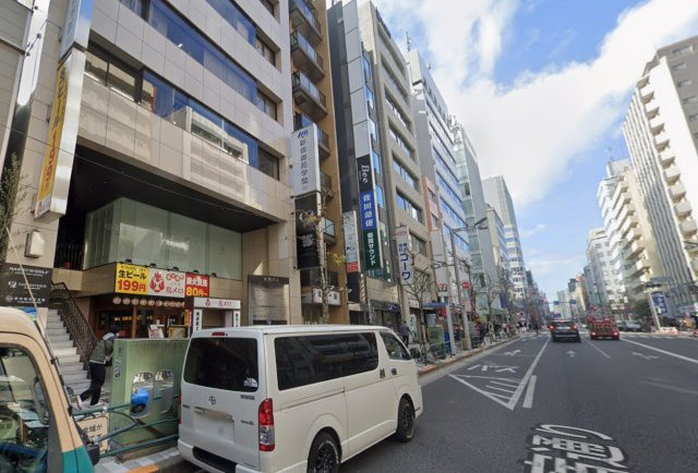 新宿区新宿２丁目の事務所の周辺