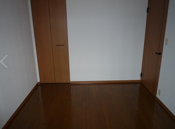 【寝室】