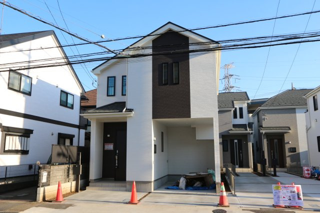 【Heartfull Town】 東大和市向原４丁目の外観|近隣には、野火止用水沿いの豊かな自然に囲まれた「野火止緑地」があり、
散策やサイクリングが楽しめます。
