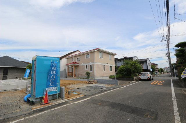 【GRAFARE　ZEH水準仕様】東大和市南街７期の外観|ヤオコーやLICOPAなど商業施設まで徒歩圏内の立地