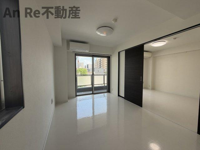 あい蘭道八番館の居間・リビング