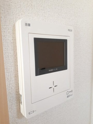 【セキュリティ】 | ソフィア | モニター付きインターホンです