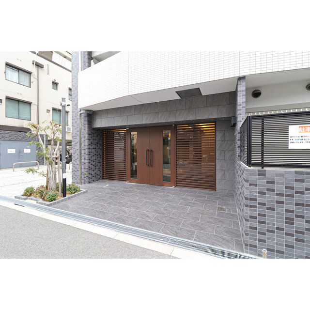 Live Casa上新庄のエントランス