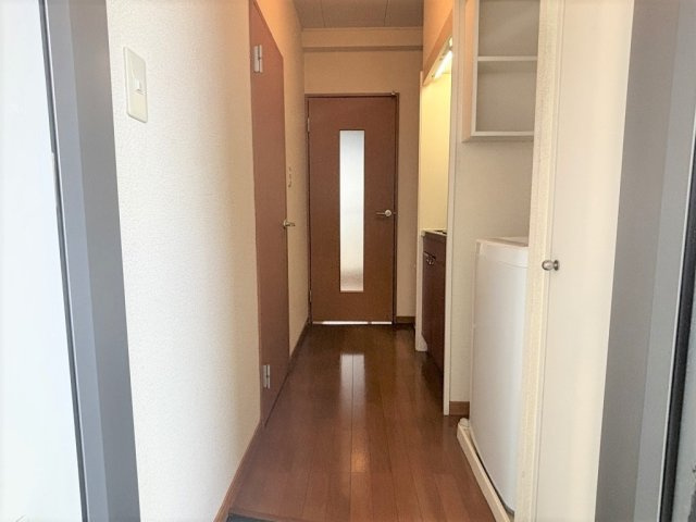 レオパレスＭ＆Ｍの玄関