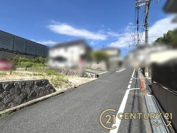 香芝市関屋の売地の前面道路含む現地写真|■現地撮影写真■落ち着いた雰囲気の閑静な住宅地内です！