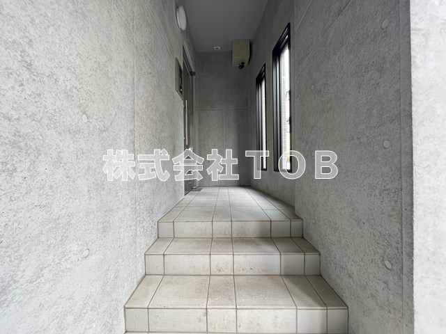 【エントランス】 | ウェルスクエアイズム明大前