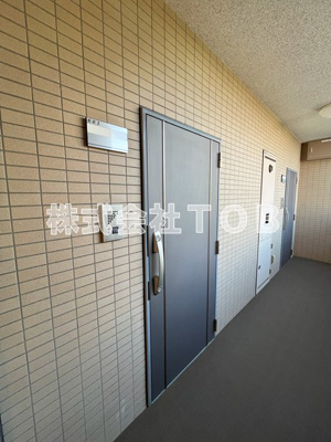 【その他】 | Centre Riziere-サントルリジェール- | 玄関ドア※別号室同間取り参考写真