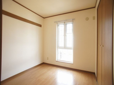 【子供部屋】 | ヴィラルミエールＤ | お部屋がスッキリ！充実収納付きです♪