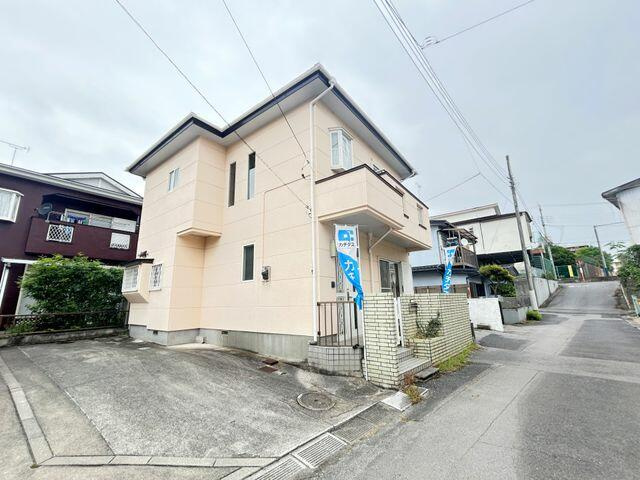宇都宮市今泉新町　2ＳＬＤＫ　中古住宅の前面道路含む現地写真