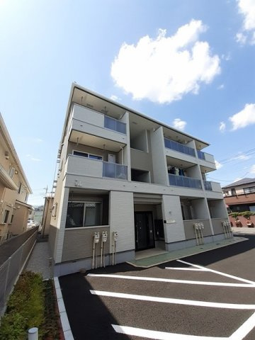 イーケータイズ