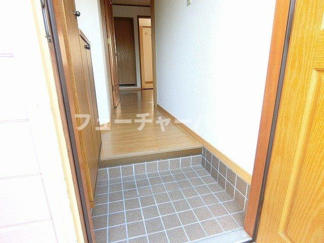 クレール久慈の玄関|シンプルで使いやすい玄関です