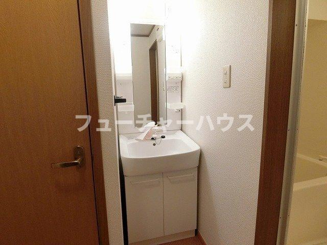 クレール久慈の洗面所|脱衣スペースもあります