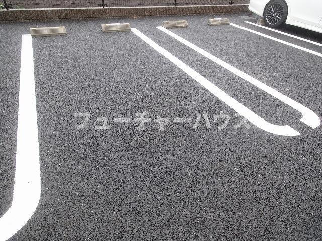 ベルアンジュⅠの駐車場