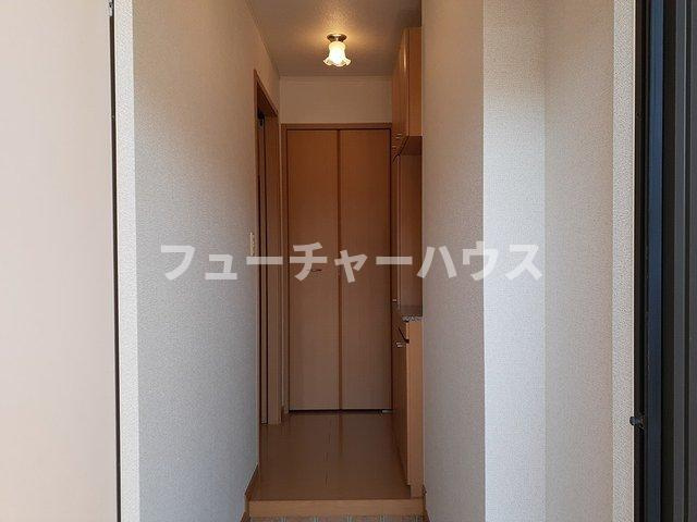 ファシネィション３１１９の玄関