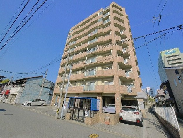 ホワイトキャッスル若松駅前（C-33）の外観