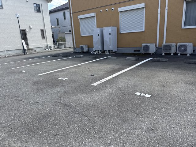 ハイツ熊見Ⅴ　A棟の駐車場