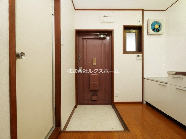 アムール摂津の玄関|ゆったりとした玄関です