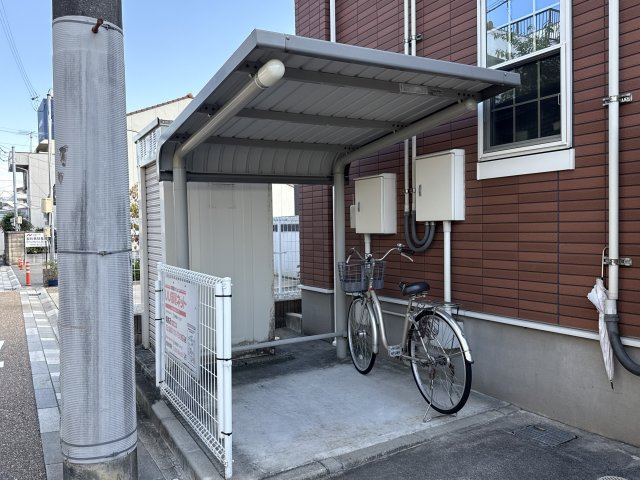 エテルナメンテＴ＆Ｅの玄関