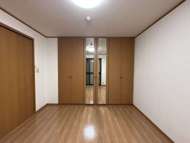 プランドールの寝室
