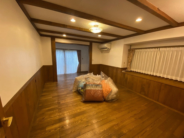 宇都宮市さつき１丁目　４ＳＬＤＫ　中古住宅の居間・リビング