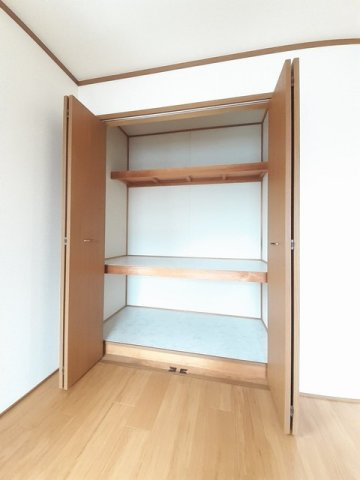 アスタナの収納