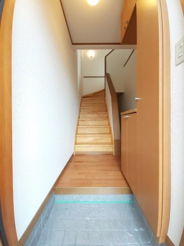 アスタナの玄関