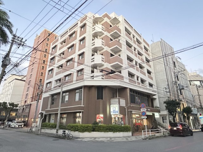 【外観】 | キングスアレイ松山