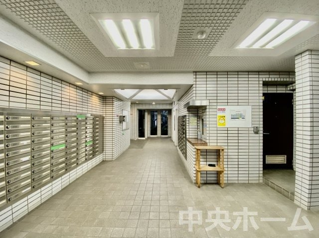 コスモ西葛西のエントランス|エントランス