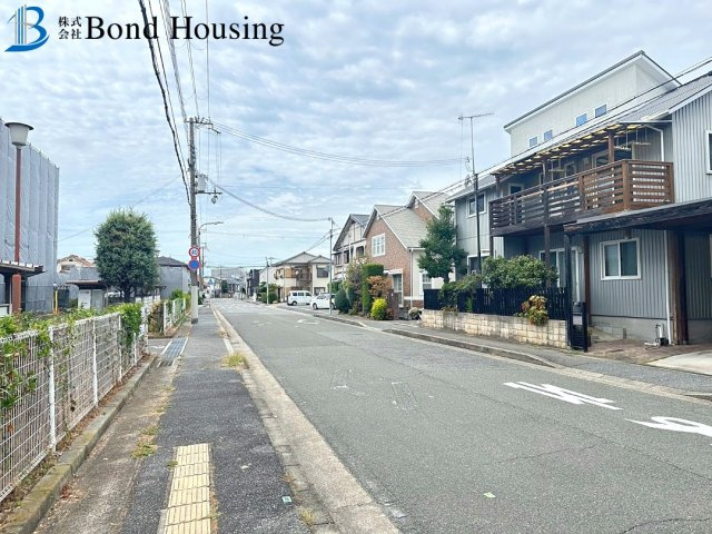 JR西明石駅徒歩圏内　西明石町2丁目1期　2区画　1号棟の駐車場