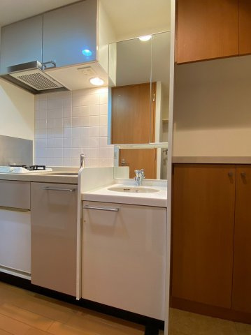 【洗面所】