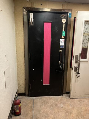 【玄関】 | 大崎屋ビル