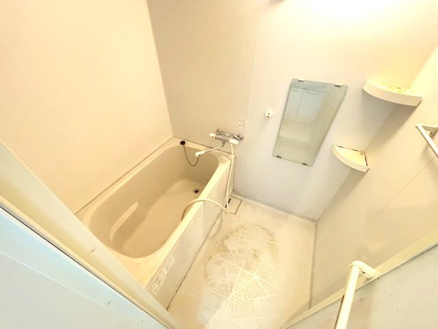 サウスローズ古市の浴室