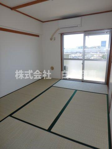 ガーデンスクエア北坂戸の和室|同じ間取りの別のお部屋の写真になります