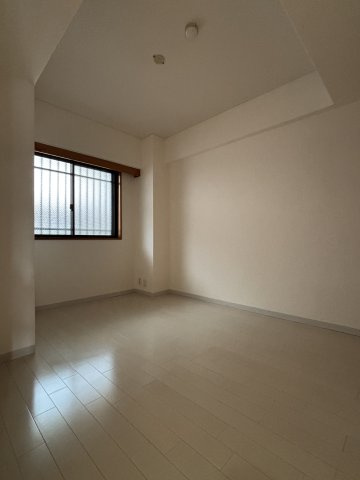 ☆洋室約5帖☆※エアコン設置不可