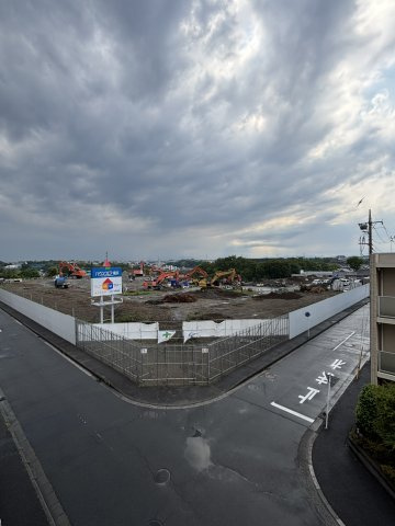 ☆分譲マンション建設予定地☆※前の土地