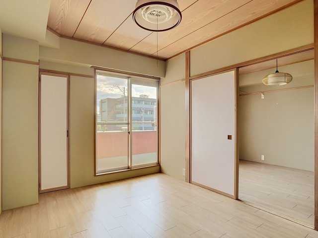 シャトレ―木の実町の洋室