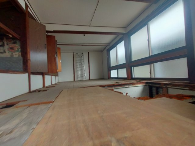 神島町戸建の洋室