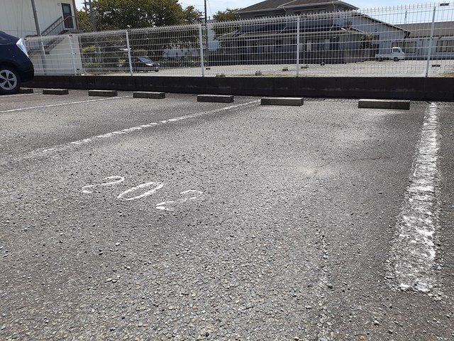 エステート龍野の駐車場