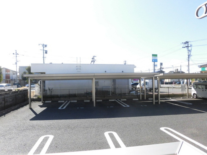 ソルト・レイクの駐車場|屋根付き駐車場